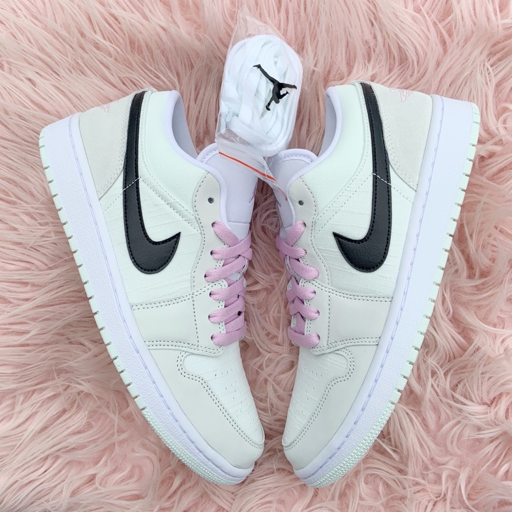 New Women’s Jordan 1 Low Sneakers - Picture 4 of 12